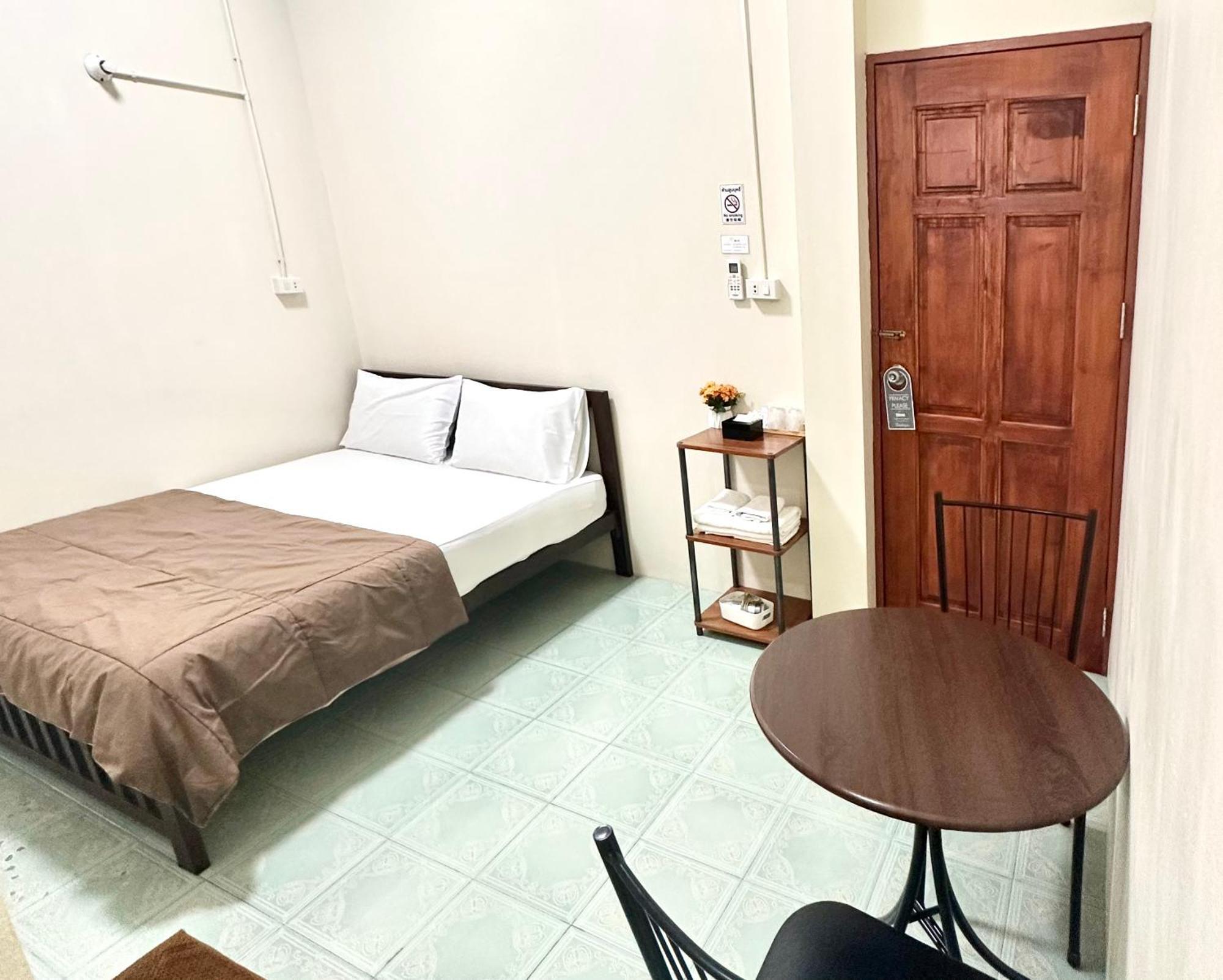 Pd Hostel Bangkok Dış mekan fotoğraf