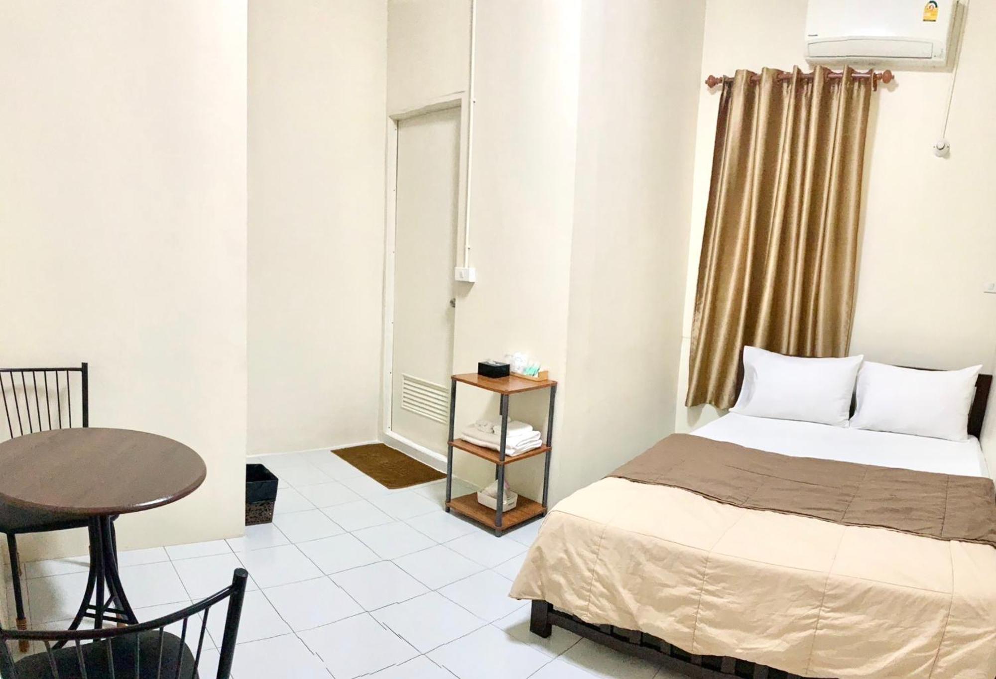 Pd Hostel Bangkok Dış mekan fotoğraf